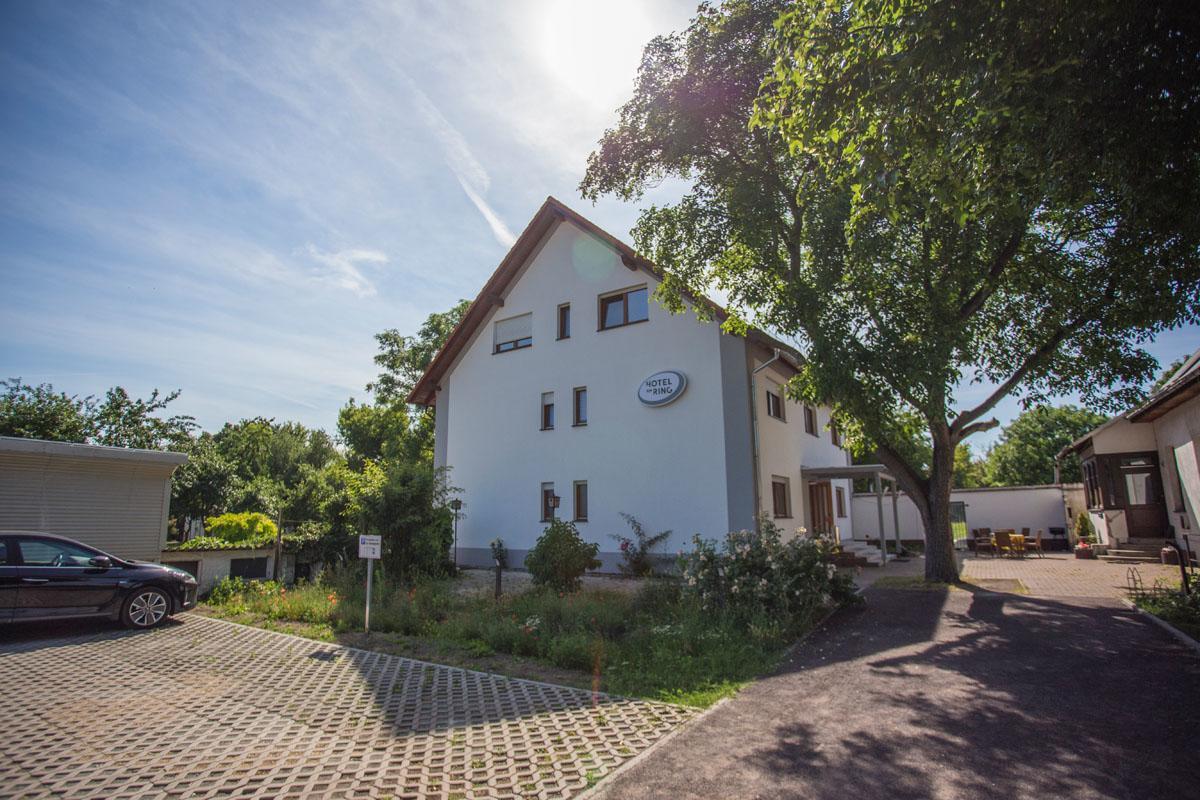 Hotel am Ring Magdeburg Exterior foto