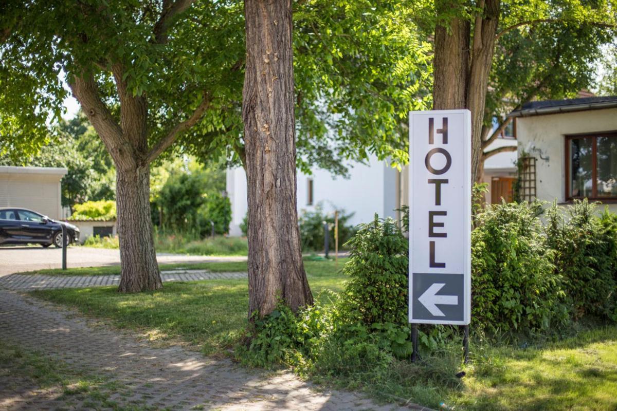 Hotel am Ring Magdeburg Exterior foto